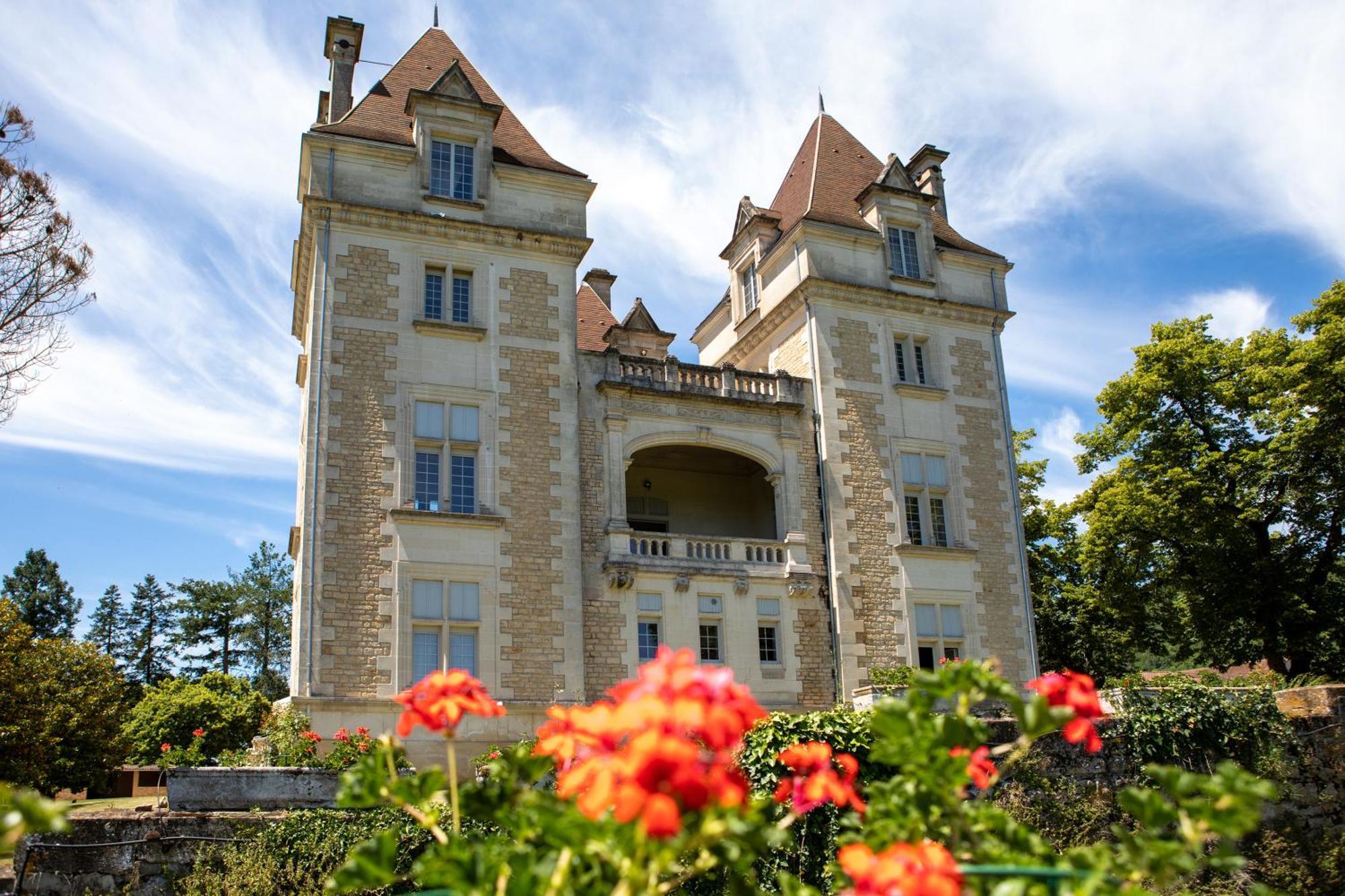 Domaine du Château de Monrecour - Hôtel et Restaurant - Proche Sarlat Saint-Vincent-de-Cosse Exterior foto