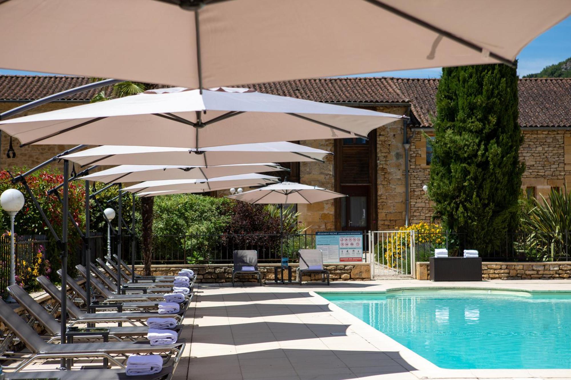 Domaine du Château de Monrecour - Hôtel et Restaurant - Proche Sarlat Saint-Vincent-de-Cosse Exterior foto