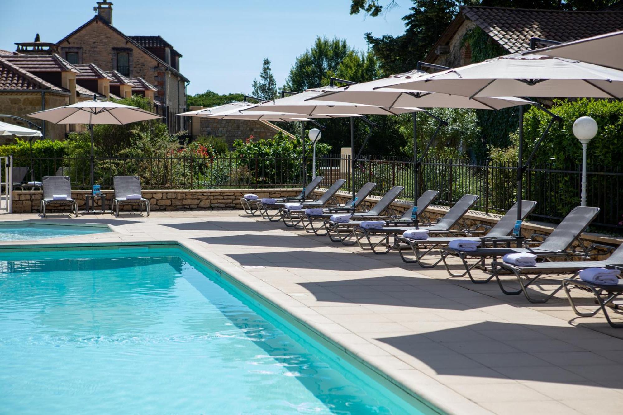Domaine du Château de Monrecour - Hôtel et Restaurant - Proche Sarlat Saint-Vincent-de-Cosse Exterior foto