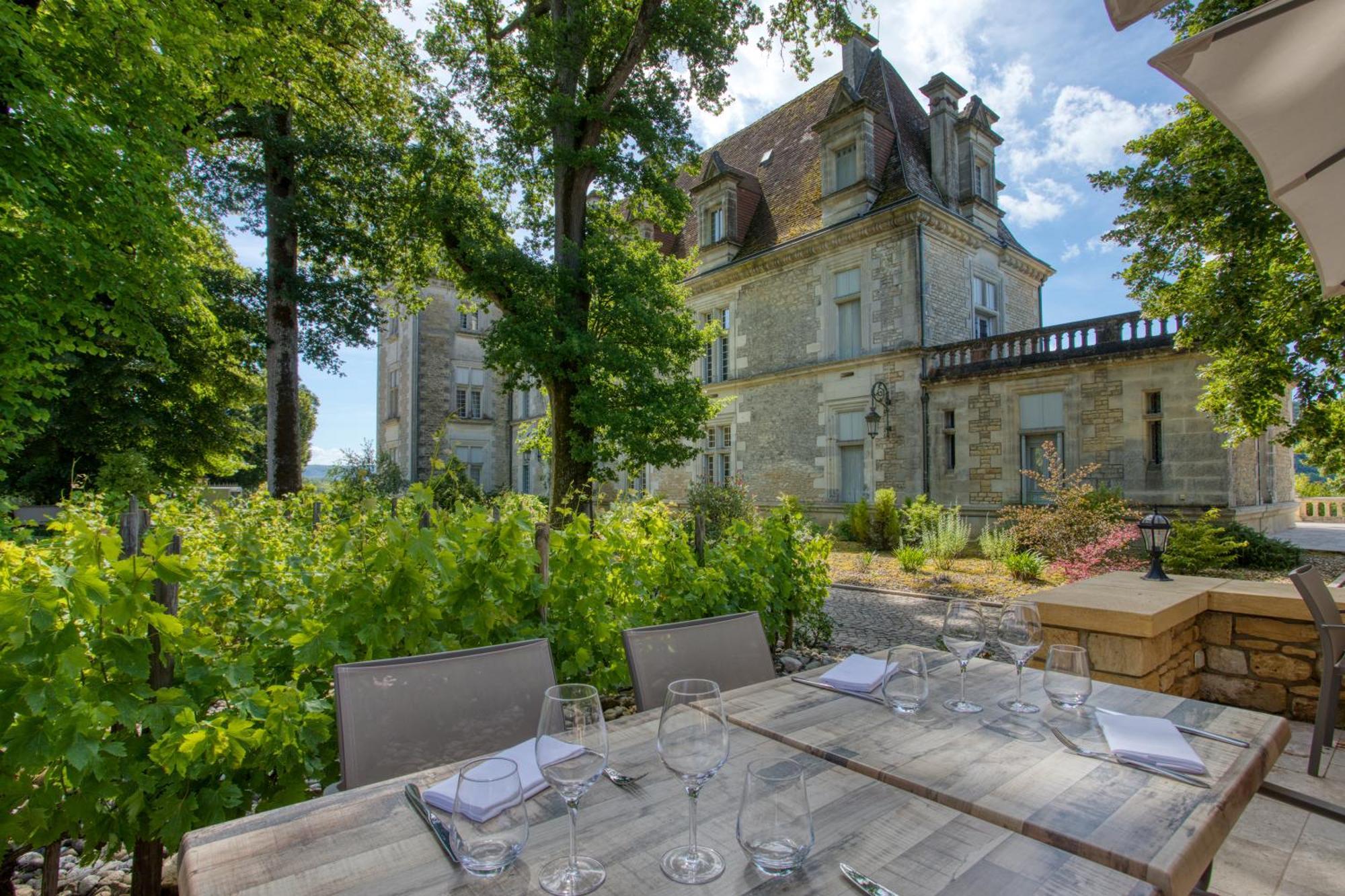 Domaine du Château de Monrecour - Hôtel et Restaurant - Proche Sarlat Saint-Vincent-de-Cosse Exterior foto