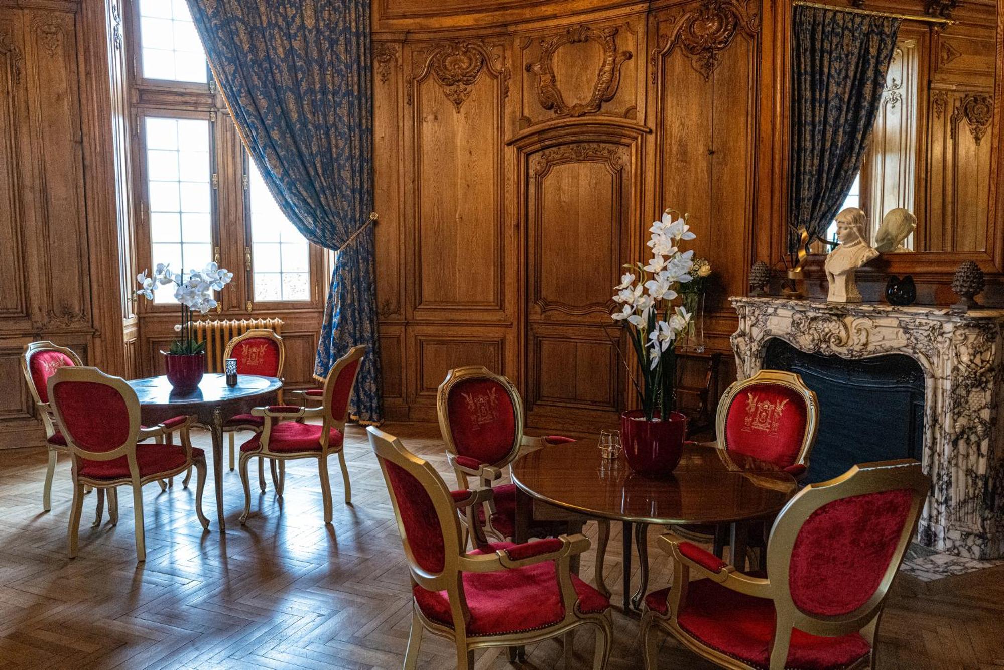 Domaine du Château de Monrecour - Hôtel et Restaurant - Proche Sarlat Saint-Vincent-de-Cosse Exterior foto